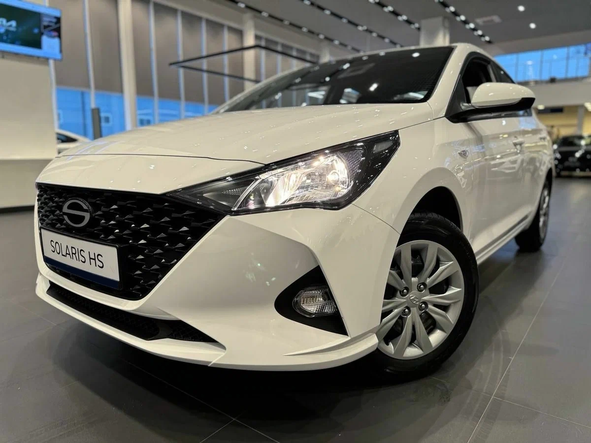 Solaris HS в наличии по цене от 1 138 700 рублей